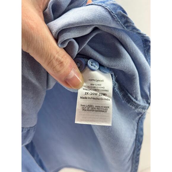 Terra & sky women’s 2X blue denim button up top - Picture 5 of 7